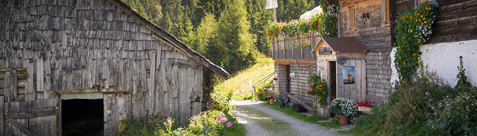 Copyright © Josefina & Wolfgang Bleier, Austria